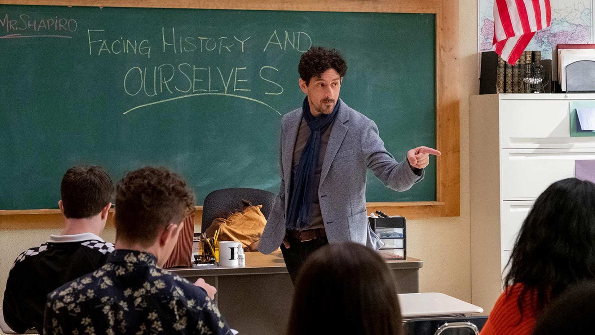 Adam Shapiro ’02 plays a history teacher on the Netflix show "Never Have I Ever"